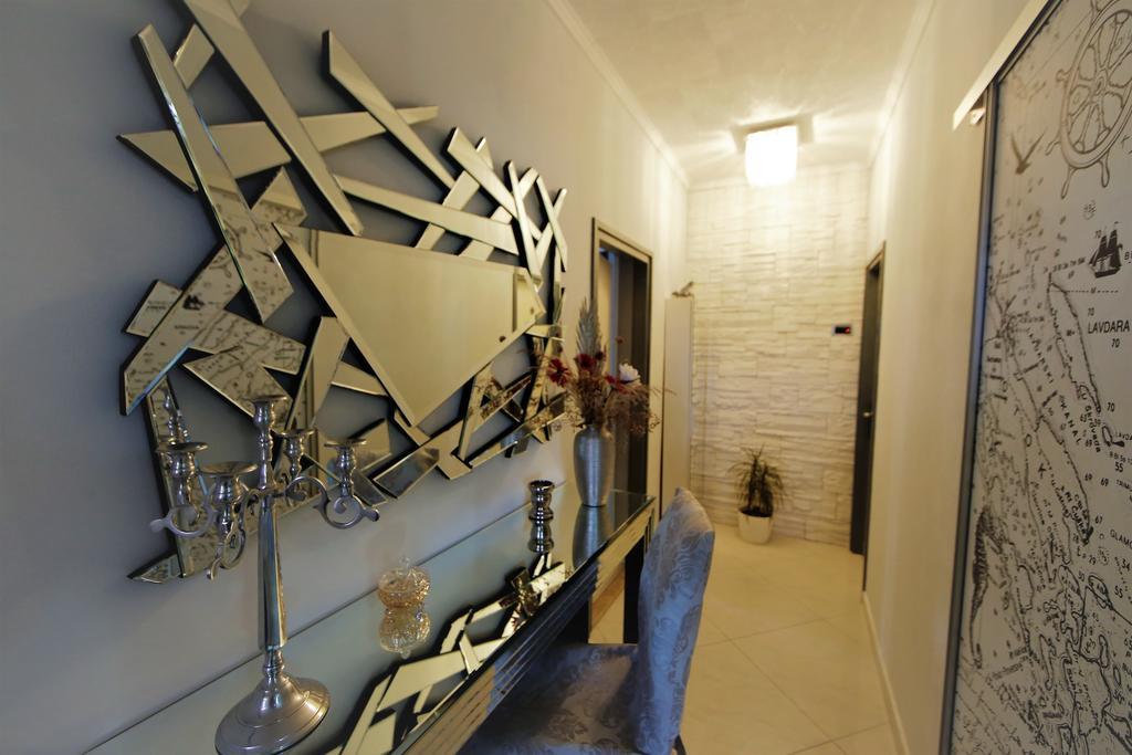 Villa Long Island Luxury Residence, Sali Dugi Otok-Private Parking,Next To Beach Extérieur photo